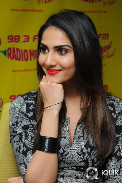 Aaha-Kalyanam-Team-Hungama-at-Radio-Mirchi